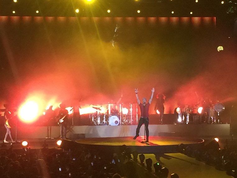 Enrique Iglesias at Ehdeniyat